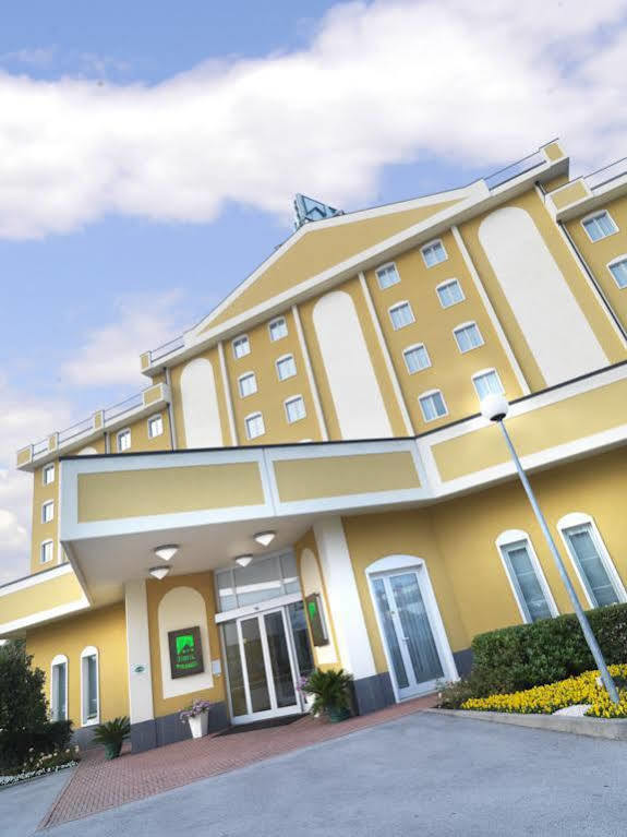 Piramidi Hotel Torri di Quartesolo Εξωτερικό φωτογραφία